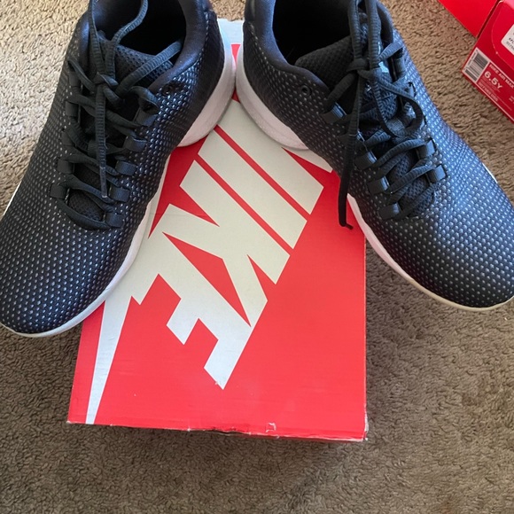 NIKE ROSHE - Picture 3 of 5